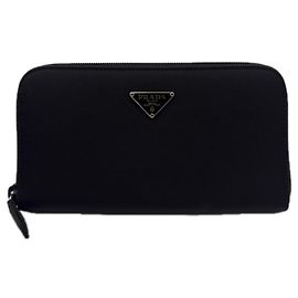 Cartera larga de nylon Saffiano negro de Prada Negro