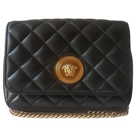 Versace Bolsa La Medusa em pele de cordeiro acolchoada preta Preto Dourado