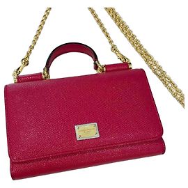 Dolce & Gabbana Chain Shoulder Wallet Pink