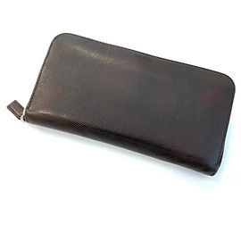 Cartera larga de cuero Saffiano Prada Castaño