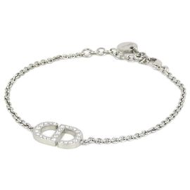 Pulseira Charm Christian Dior Petite CD B1940WOMCY Prata Outro