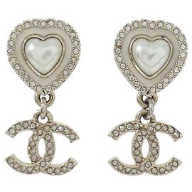 Boucles d'oreilles puces Chanel ABD931 Blanc Doré