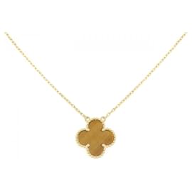 Colar Vintage Alhambra Van Cleef & Arpels Outro