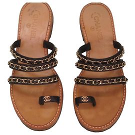 Chanel Black Leather Flat Sandals with Gold Chain Black Golden
