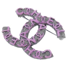 Broche rosa Chanel Rosa