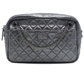 Bolsa de câmera Chanel Reissue 2.55 em couro de bezerro matelassê metálico cinza Medium Marrom Cinza antracite