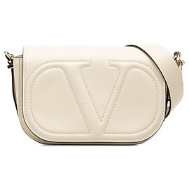 Valentino Sacoche VLogo Walk en cuir de veau blanc Small Blanc Blanc cassé