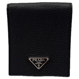 Prada Vitello Daino Leather Bi-fold Wallet Black