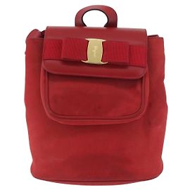 Salvatore Ferragamo Vara Flap Drawstring em couro e camurça Vermelho