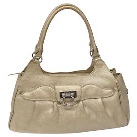 Sac Tote Salvatore Ferragamo Gancini Zip en cuir Medium Doré