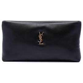 Pochette lunga Calypso con zip in agnello nero con monogramma Saint Laurent Nero