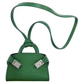 Charm de bolsa de couro verde Salvatore Ferragamo Verde