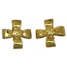 Orecchini a clip Chanel Gold con logo Coco D'oro