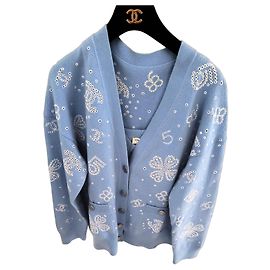 Chanel Hellblaues Kaschmir-Cardigan-Set Blau