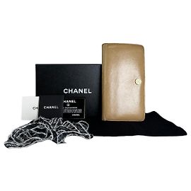 Vintage Chanel Grained Leather Wallet Beige Gold Beige