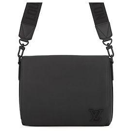 Louis Vuitton Black Grain Leather Shoulder Bag Black