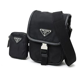 Mini borsa a tracolla in Re-Nylon x pelle Saffiano Prada Nero