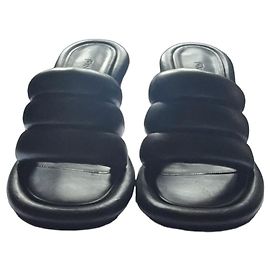 JW Anderson J.W. Anderson Bumper Mule 90 Puff Black Leather Sandals Black
