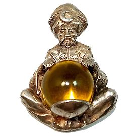 Autre Marque Korda Thief of Bagdad Figurbrosche mit Bernstein-Glas Silber