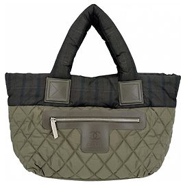 Bolso tote reversible Coco Cocoon de Chanel Verde Caqui