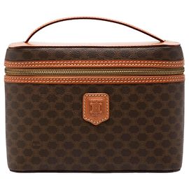 Céline Sac de toilette en toile enduite Macadam marron Celine Marron