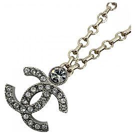 Colar Chanel em ouro e strass Dourado