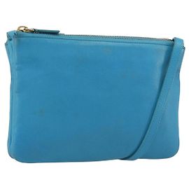Céline Borsa a tracolla CELINE Trio in pelle azzurro oro Auth 189302 D'oro Blu chiaro