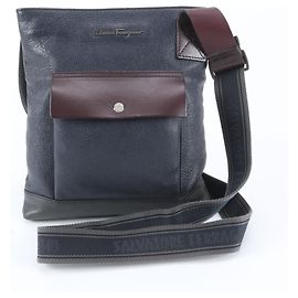 Borsa a tracolla in pelle blu navy Salvatore Ferragamo Bordò Blu navy
