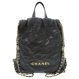 Zaino Chanel 22 in pelle di vitello lucida trapuntata nera Large Nero