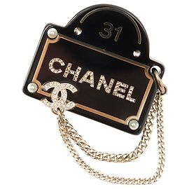 Spilla Chanel Coco Mark Street Sign Motif Nero D'oro