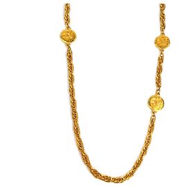 Collier Chanel en or avec le logo Coco Doré