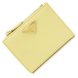 Cartera bi-fold Prada de cuero amarilla Amarillo