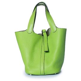 Hermès Bolsa Picotin 18 em couro clémence vert cru Hermes Verde