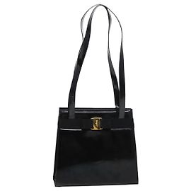 Salvatore Ferragamo Vara in vernice Nero