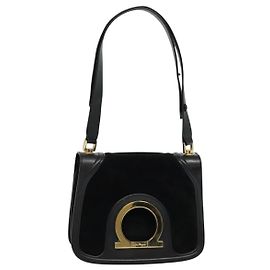 Salvatore Ferragamo Gancini Suede Nero