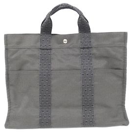 Hermès Hermes Herline MM Handbag Black