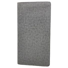 Louis Vuitton Taiga Portefeuille Brazza Long Wallet Altro