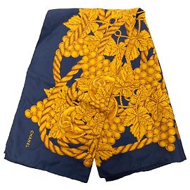 Pañuelo de seda Chanel Blue Golden Rope Tassel Grape Azul Azul marino