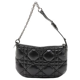 Borsa Dior Caro Tulip in pelle di vitello nera con macrocannage Dior Mini Nero