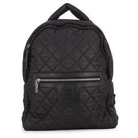 Mochila Chanel Coco Cocoon acolchoada Preto Bordeaux