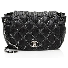 Borsa a tracolla Chanel Lambskin Bubble Quilt Tweed Medium Flap Nero