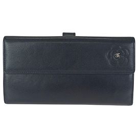 Chanel Camellia Leather Long Wallet Black