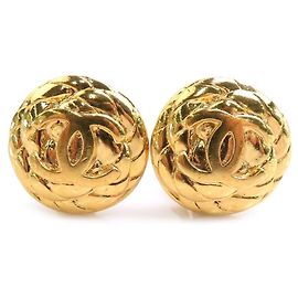 Boucles d'oreilles à clip dorées Chanel Doré