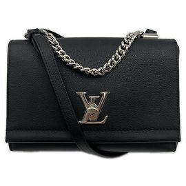 Borsa a tracolla Louis Vuitton Black Leather Lockme II BB Nero