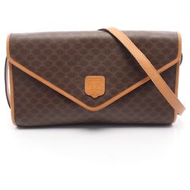 Céline Bolsa de ombro com aba Celine Macadam Marrom