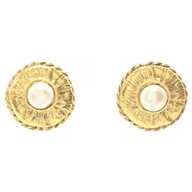 Boucles d'oreilles à clip plaquées or Chanel Blanc Doré