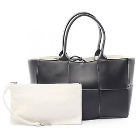 Bottega Veneta Arco Maxi Intrecciato Tote Bag Black