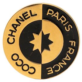 Chanel COCO Logo Rundbrosche Schwarz Golden