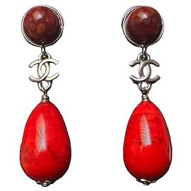 Chanel Orecchini pendenti Métiers d'Art 2026 Perle Rosse Rosso Silver hardware