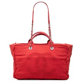 Tote Deauville Chanel Red Medium CC Quilted Canvas Double Face Rosso